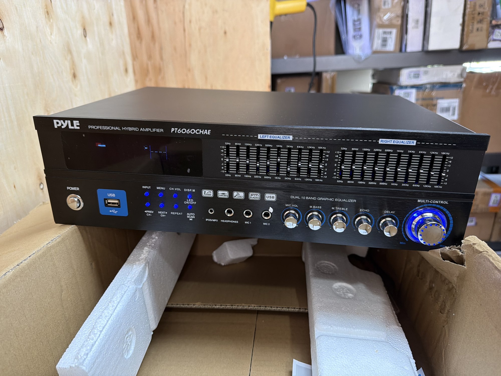 Pyle Bluetooth Hybrid Home Amplifier - 6-Channel 2000W Rack Mount Power Amplifier Receiver w/ Radio - Dual 10 Band EQ, Karaoke Microphone x2, USB, RCA, COAX, OPT, DVD Inputs, HiDef Input and Output 6 channel Amplifier 2000W Amplifier — photo 7