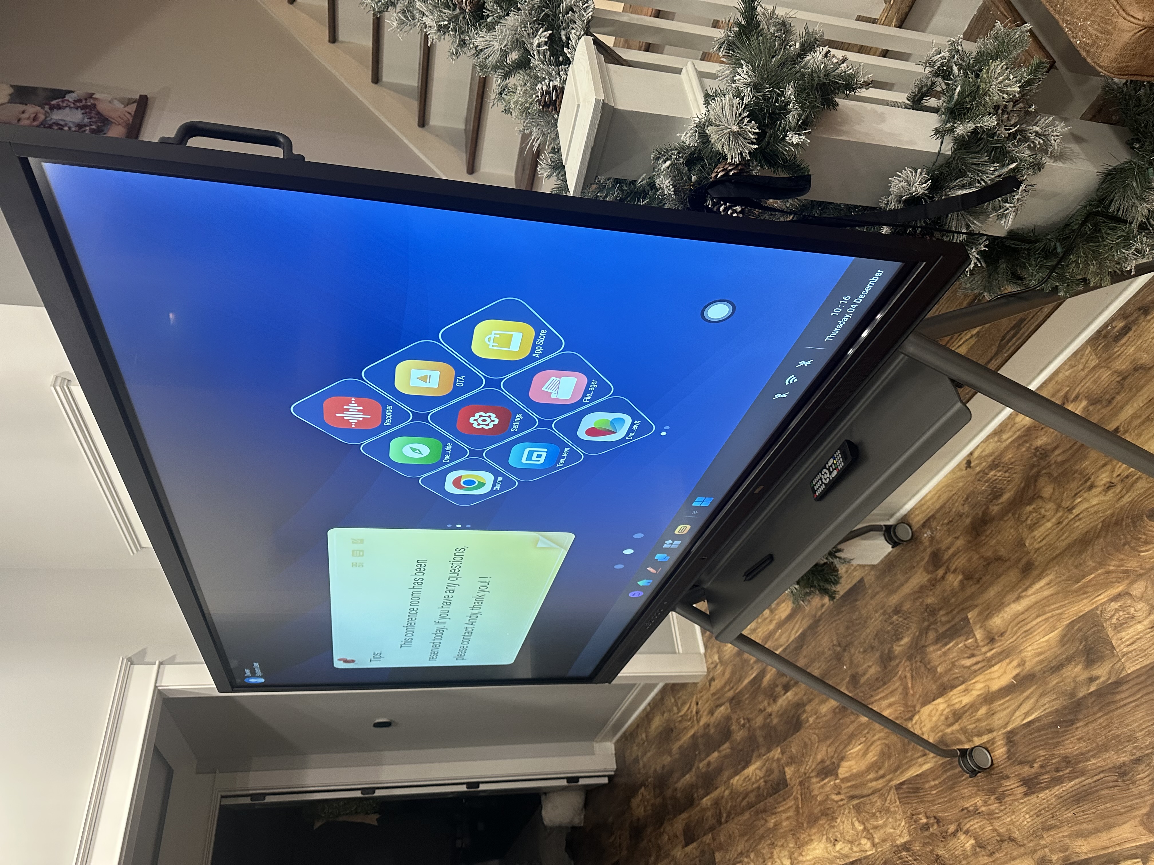 ) TIBURN R2 75\" 4K UHD Smart Board | Smart Digital Whiteboard All - in - One Touch Screen Item Location: NSH-OVERSIZED-01 — photo 3