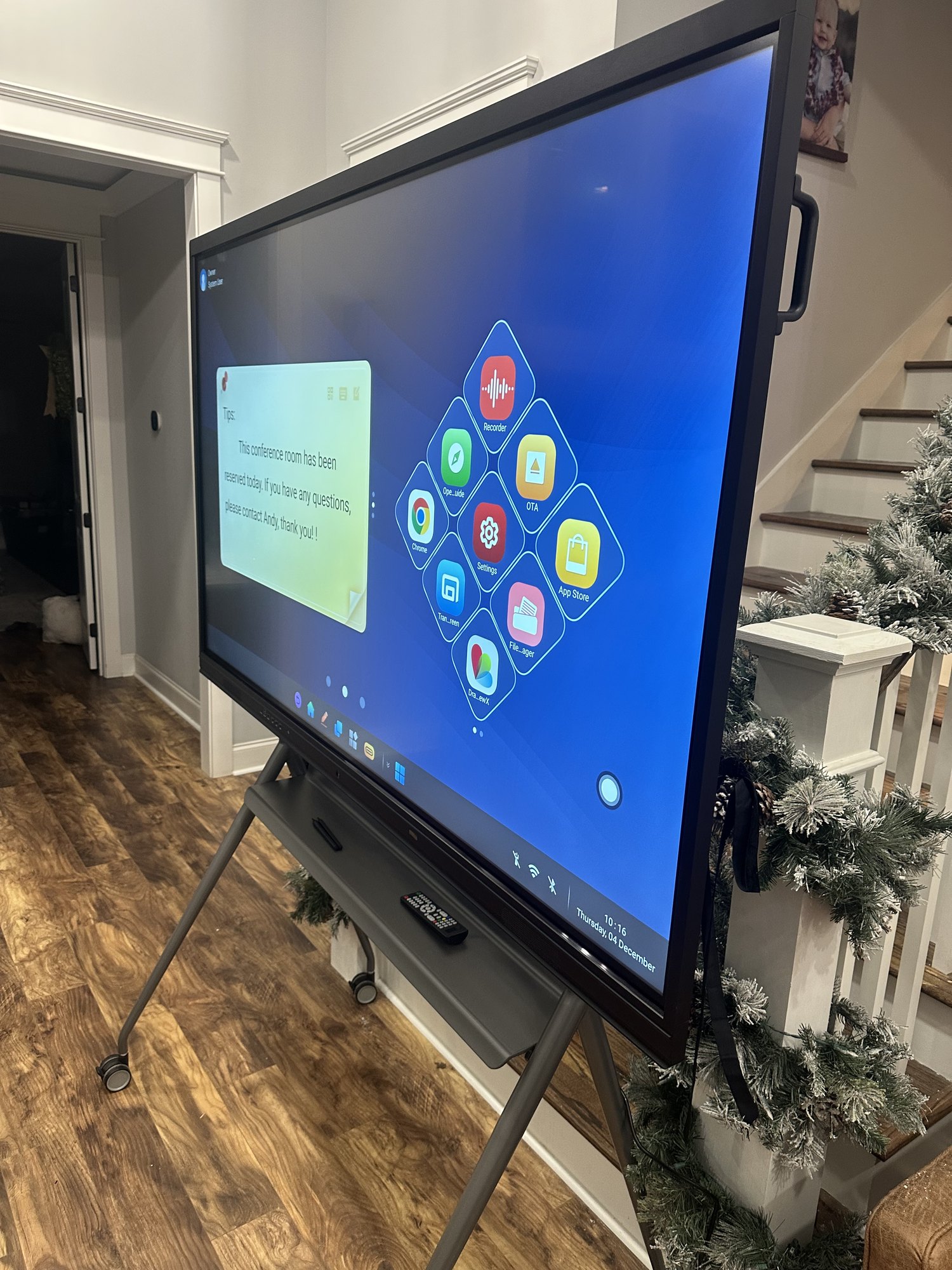) TIBURN R2 75\" 4K UHD Smart Board | Smart Digital Whiteboard All - in - One Touch Screen Item Location: NSH-OVERSIZED-01 — photo 4