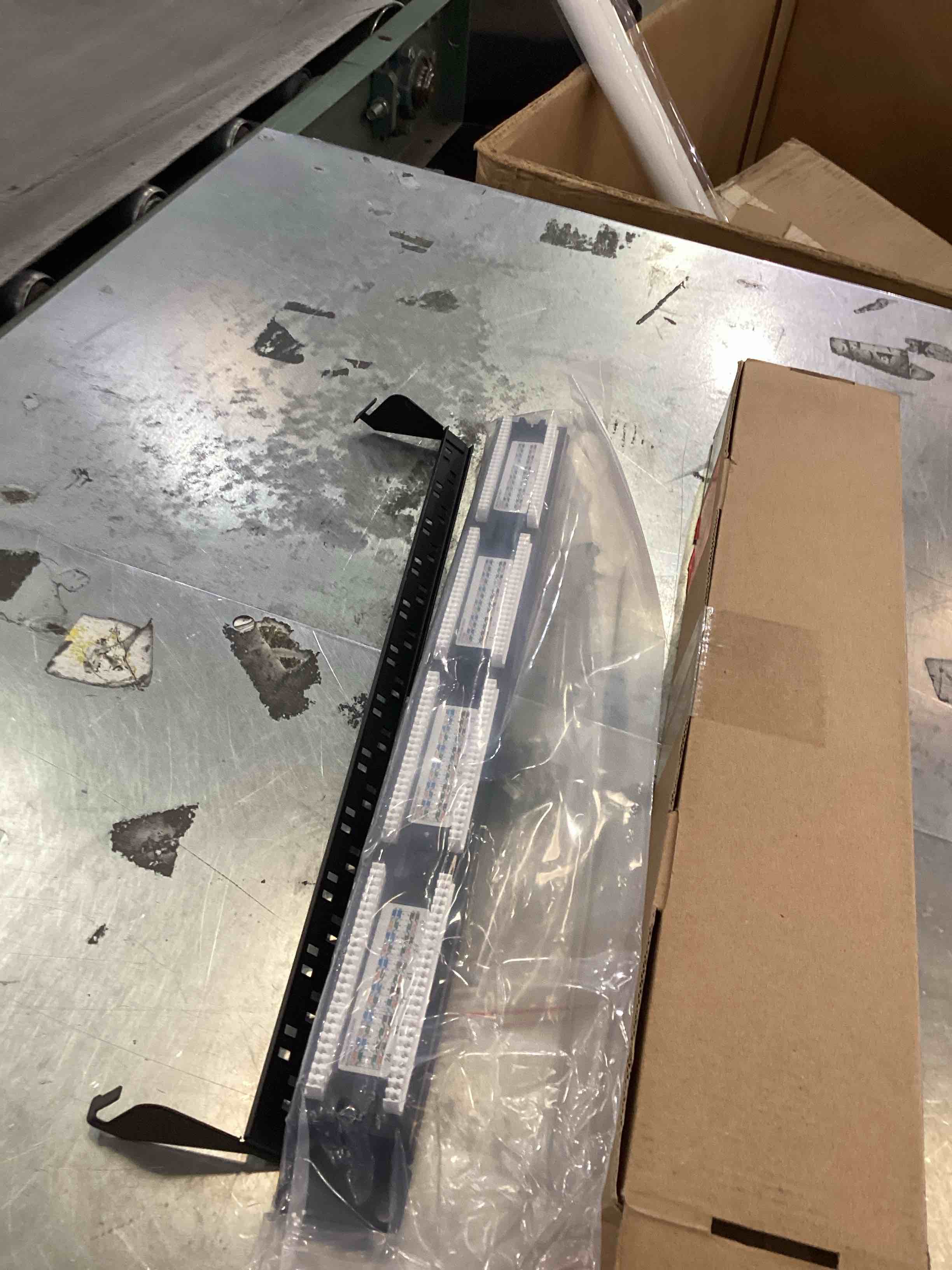 1U UTP 24 Port Patch Panel — photo 5