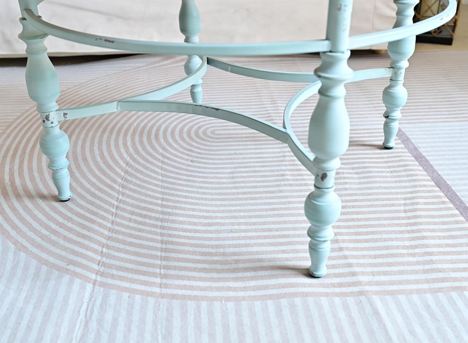 Rustic Farmhouse Round Coffee Table, French Country Vintage Center Table,?31.5'' x18.9''H Rustic Solid Wood with Vintage Iron Legs, for Living Room, Bedroom,Dinning Room,Nature White Nature Large — photo 6