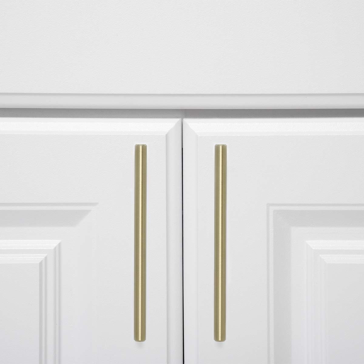 Amazon Basics Euro Bar Cabinet Handle (1/2-inch Diameter), 7.38-inch Length (5-inch Hole Center), Golden Champagne, 25-pack 7.38 in Length (5 in Hole Center) Golden Champagne 25 — photo 6