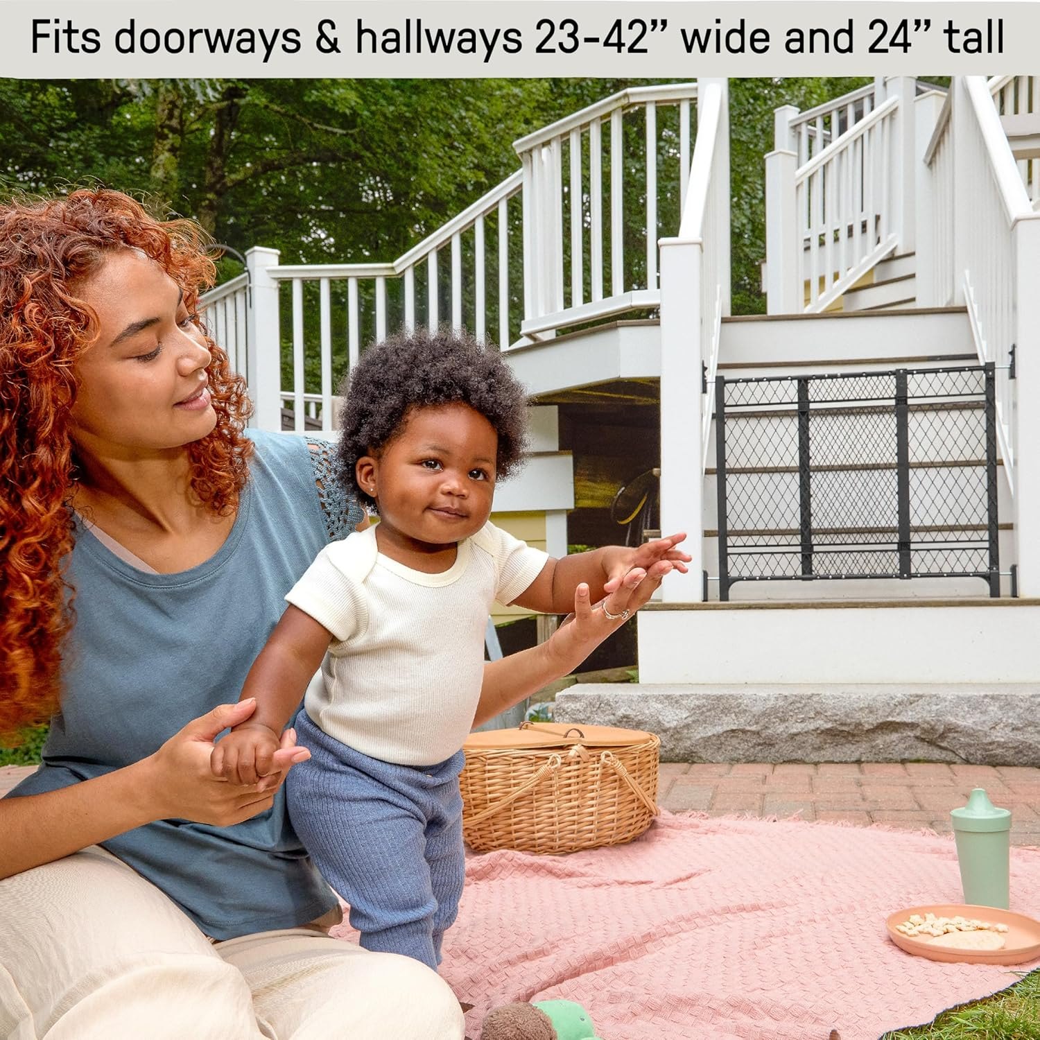 Ingenuity Doorway 42W Series Dog and Baby Gate, Indoor Outdoor, Won't Rust or Fade, Plastic Panel, Fits 23-42" Openings, 24” Tall Black 1-Pack — photo 5