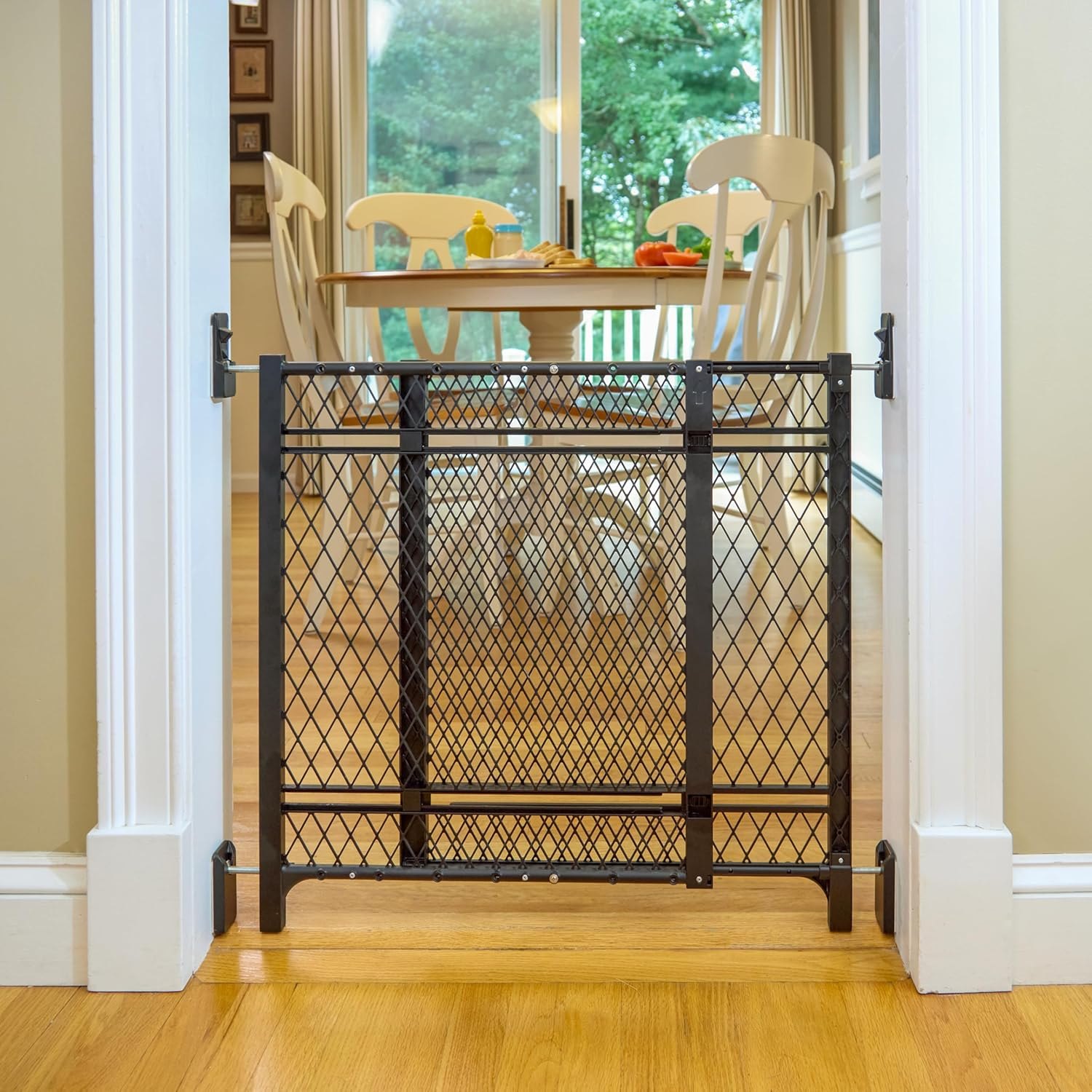 Ingenuity Doorway 42W Series Dog and Baby Gate, Indoor Outdoor, Won't Rust or Fade, Plastic Panel, Fits 23-42" Openings, 24” Tall Black 1-Pack — photo 6